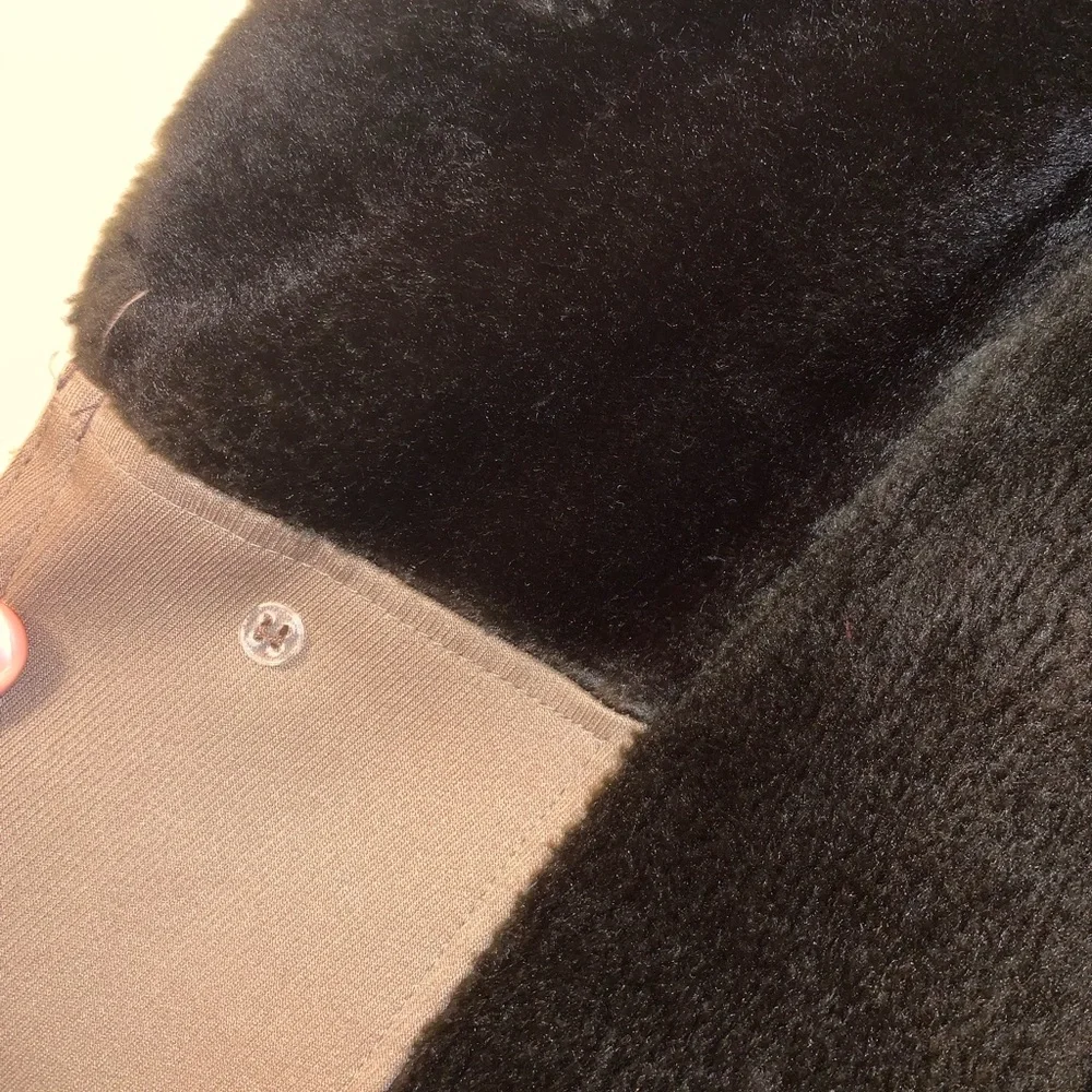 Vintage London Fog Overcoat - Picture 6 of 8